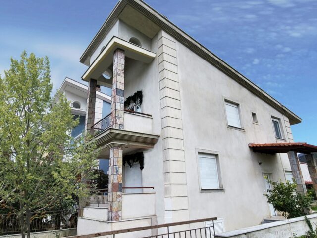 Vila Maria lux Stavros