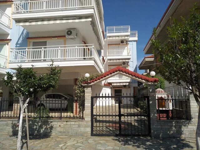 Vila Panagiotis Nei Pori